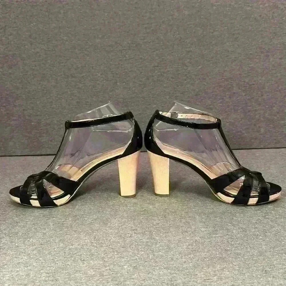 Ann Taylor LOFT Black Patent Leather Heeled T-Strap Sandal Women Sz 6.5 - Picture 5 of 11